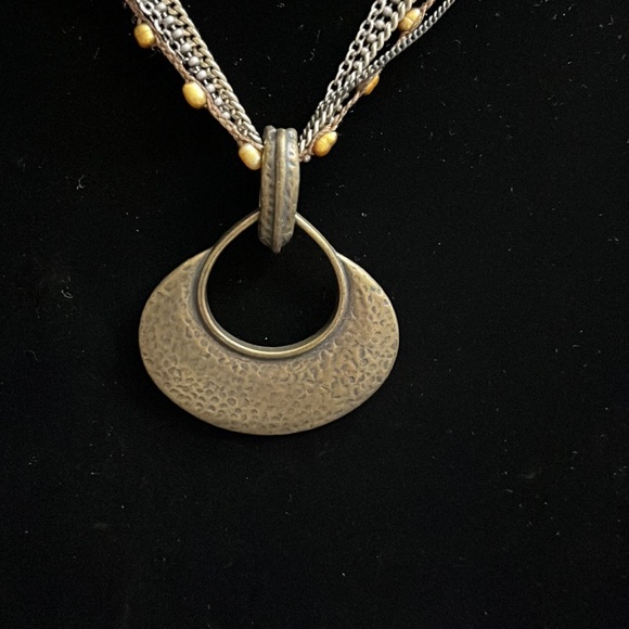 Premier Designs multistrand yellow pearls, & various colored chain pendant charm - Picture 4 of 17